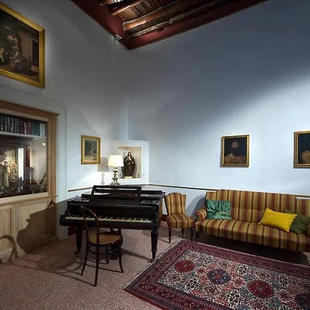 Apartment Domus Decumana